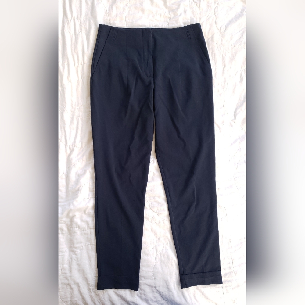 Forever 21 Women's Classic Navy Blue Slim-Fit Ankle Pants